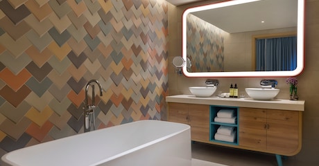 Room Suite à une chambre avec vue sur la mer et balcon